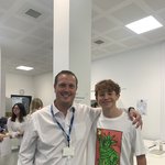 [풀햄보이즈] 트위터에 실시간으로 애들 사진 올라오는 중!