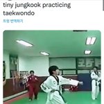 [방탄소년단] 상쾌한 아침에 몸풀기로 태권도