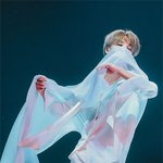 <b>춤선</b> 하나로 입덕 유발하는 남돌