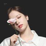 <b>단아</b>하고 또 우아한 아이돌 자태