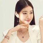 장원영 <b>프레드</b> 국내 첫 앰버서더됐대