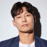 스스로 생을 마감한 형 이름으로 활동중인 배우