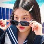 근데 팬들은 노래가<b>구려</b>도