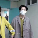 힝구 손잡아주는거 또똣하다