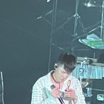 실시간 콘서트 중에 선글라스 부서진 <b>FT</b>아일랜드 이홍기.jpg