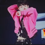 [NCT드림] 황런쥔 <b>크롭티</b> 아직도 충격적