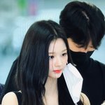 <b>설윤</b>아 흑발했다.. 짱이지