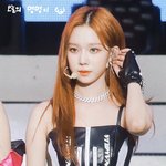 윈터 머리 바꾼거 존<b>예</b>다