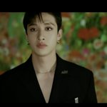 [스키즈] <b>어제</b> 콘 시작때도 이거 나왔어?