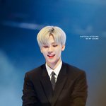 [NCT드림] 수트에 장미꽃 생각해낸 <b>제작진</b> 누굴까