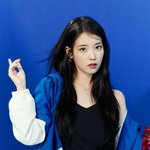 아이유 <b>뉴발</b> 화보 너무 예뻐