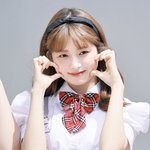 아이브 레이 얼굴 <b>여백</b>이 많네