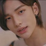 현진은 <b>뻔뻔</b>하게 활동하자나...