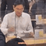 <b>이재용</b> 먹방 개잘한다