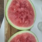 썩은<b>수박</b>을 팔고, 다시는 안오시면 되잖아요 라는 소리를 들었습니다...