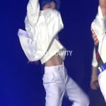 더보이즈 <b>영훈</b> 복근