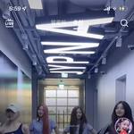 지금 보니까 <b>설윤</b> 중안부 긴데