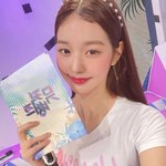 장원영은 뉴진스 <b>데뷔후</b>부터 부자연