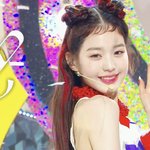 장원영은 <b>이런</b> <b>머리</b>도 어울리냐