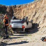 <b>차량</b> 추락 전복 10대 자식과 <b>아버지</b> 숨져