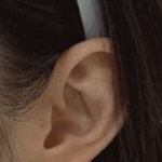 이거 귀걸이 무슨<b>모양</b>이야?
