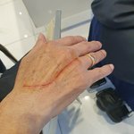 [제발도움좀] 지금 백화점에서 당한일인데 어떻해야 할까요 ㅠㅠ