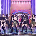블핑 인가 <b>직캠</b> 엔딩요정 개웃기네ㅋㅋㅋㅋ