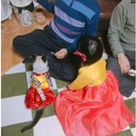 한복입고 세뱃돈 받는 냥아가씨