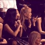 <b>VMA</b>카메라에 우연히 잡힌 제니