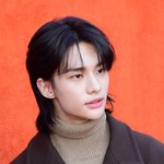 <b>토즈</b> 행사 현진