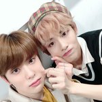 재현 <b>윈윈</b>
