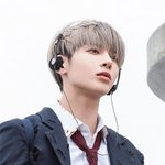 두 눈에 선명히 빛나는 <b>별빛</b>