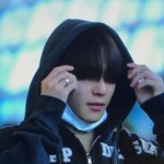 [NCT칠프] 오늘 김정우 위태로운 <b>청춘</b> 어쩌구저쩌구.. 찢고 나온듯