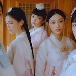 뉴진스 <b>한복</b> 입은것봐