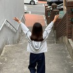 여러분 <b>저의</b> 인생샷인데 만약 제일 잘 나온걸 뽑는다면 몇번일까요...
