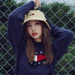 트와이스 나연이 의류 많이 잡았네