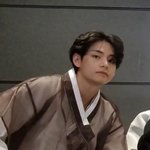 김뷔 얼굴 진짜 <b>도라</b>흰가