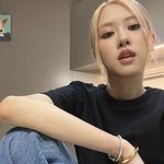 <b>로제</b> 이 사진 립 머야??ㅠㅠ