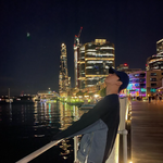 공연차 <b>런던</b> 간 산하 훈훈하다