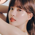 [모두드루와] <b>심자</b>윤 화장품 화보 미친거 아니야....?