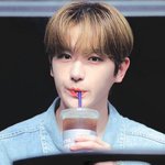 제니 솔로 <b>무대의상</b> 고르기 하자