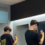 더보이즈 주연 <b>선우</b> 거울샷 결과