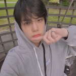 영훈 <b>눈</b> <b>옆</b>에 뭐임?