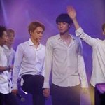 <b>카이</b> 이거 웃기다