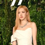 로제 티파니앤코랑 되게 잘어울린다