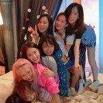 소속사 다르지만 <b>완전체</b>로 모인 아이돌
