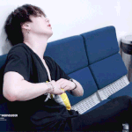 [<b>방탄소년단</b>] 민윤기 생존을 위해 음식 섭취중