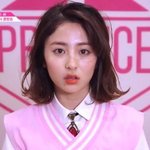 <b>허윤진</b> 얼굴형 뭐가 달라진것같음