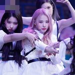 <b>패기</b> 있는 댄스 선보이는 여돌