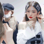 다들 예쁜 제니 보고가~